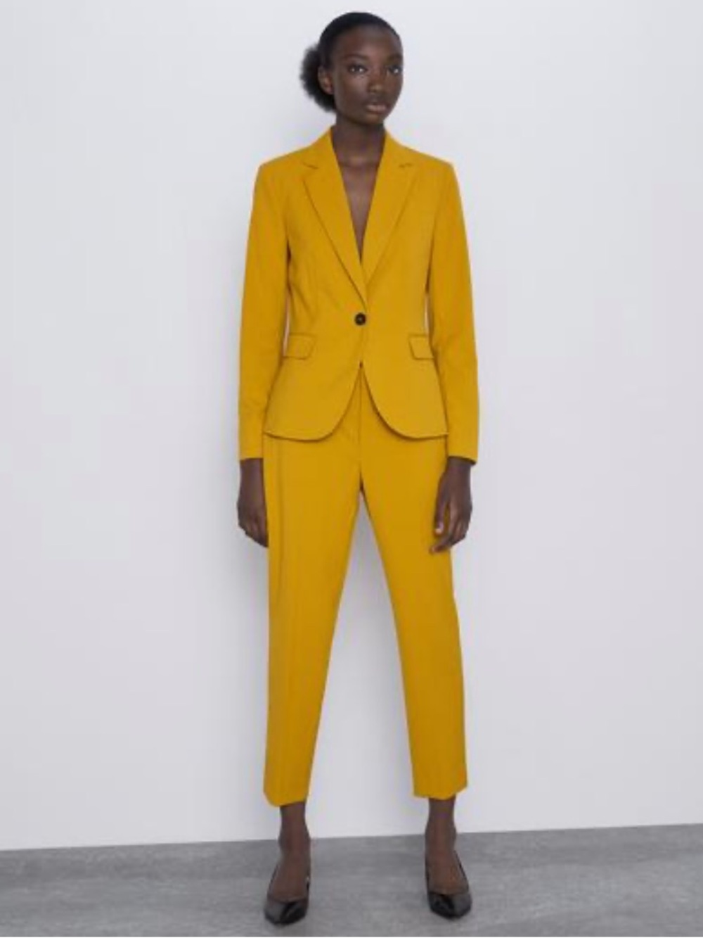 Zara Women’s Mustard Yellow Single-Button Suit Blazer & Trousers Size 10